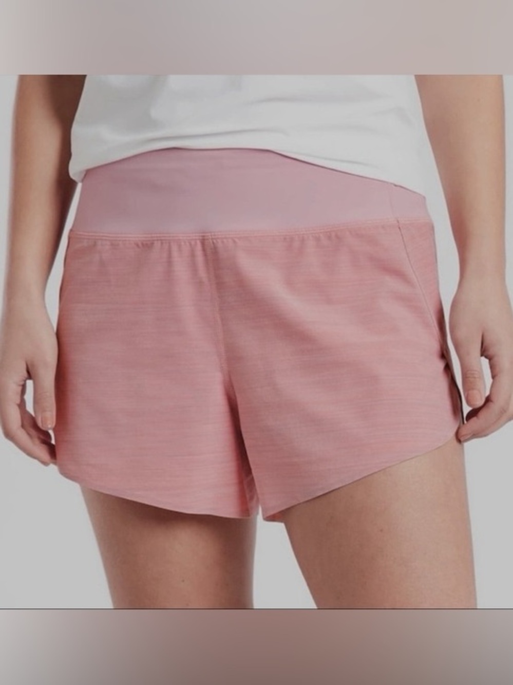 Athleta Women's Run With It Textured 3.5” Short In Pink Size Medium